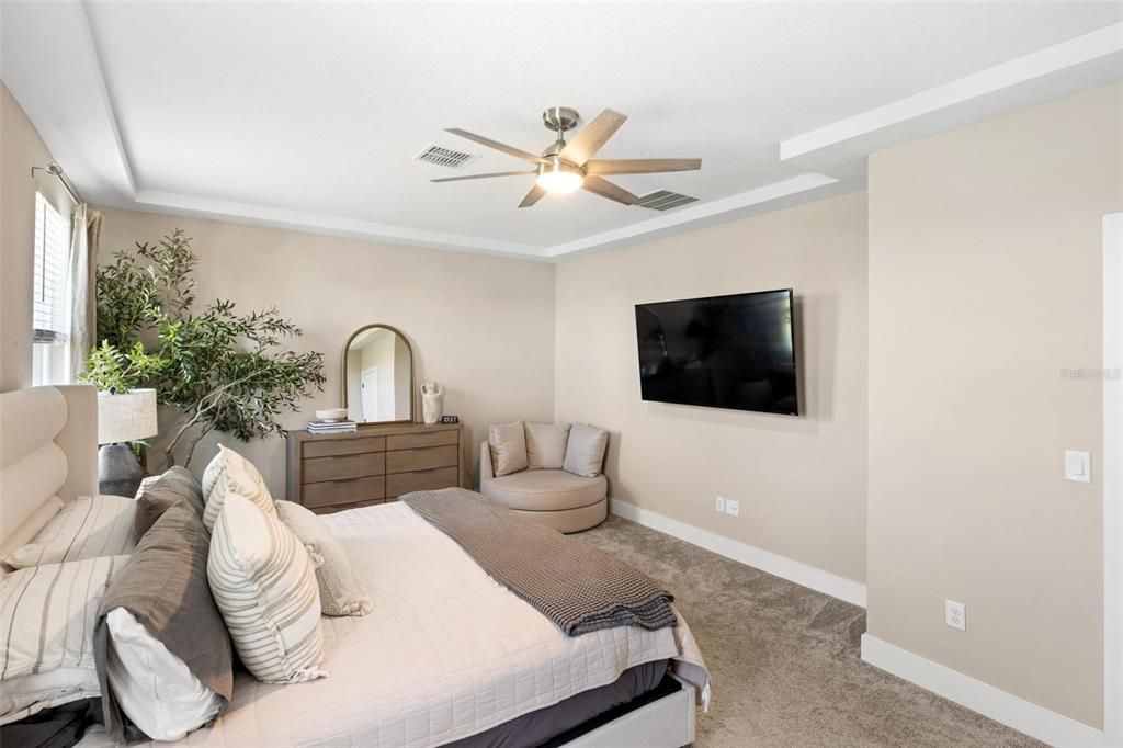 For Sale: $814,900 (5 beds, 3 baths, 3000 Square Feet)