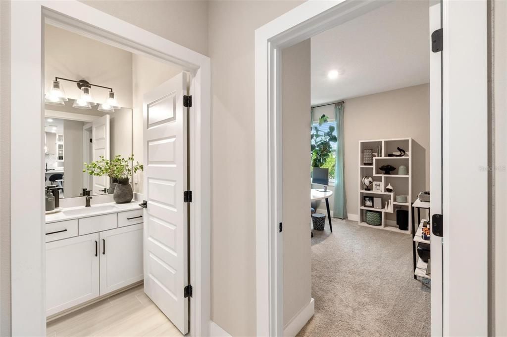 For Sale: $814,900 (5 beds, 3 baths, 3000 Square Feet)