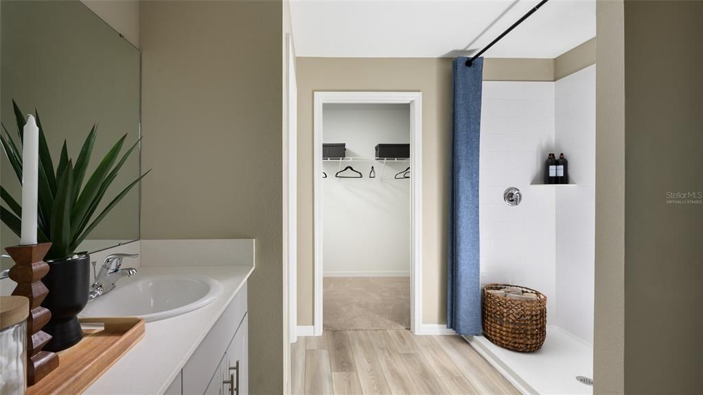 For Sale: $514,990 (5 beds, 3 baths, 3182 Square Feet)