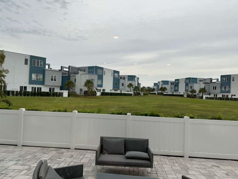 В аренду: $2,750 (4 спален, 3 ванн, 1750 Квадратных фут)