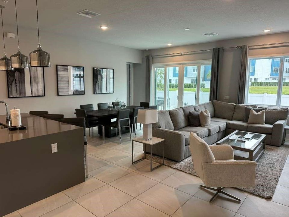 В аренду: $2,750 (4 спален, 3 ванн, 1750 Квадратных фут)