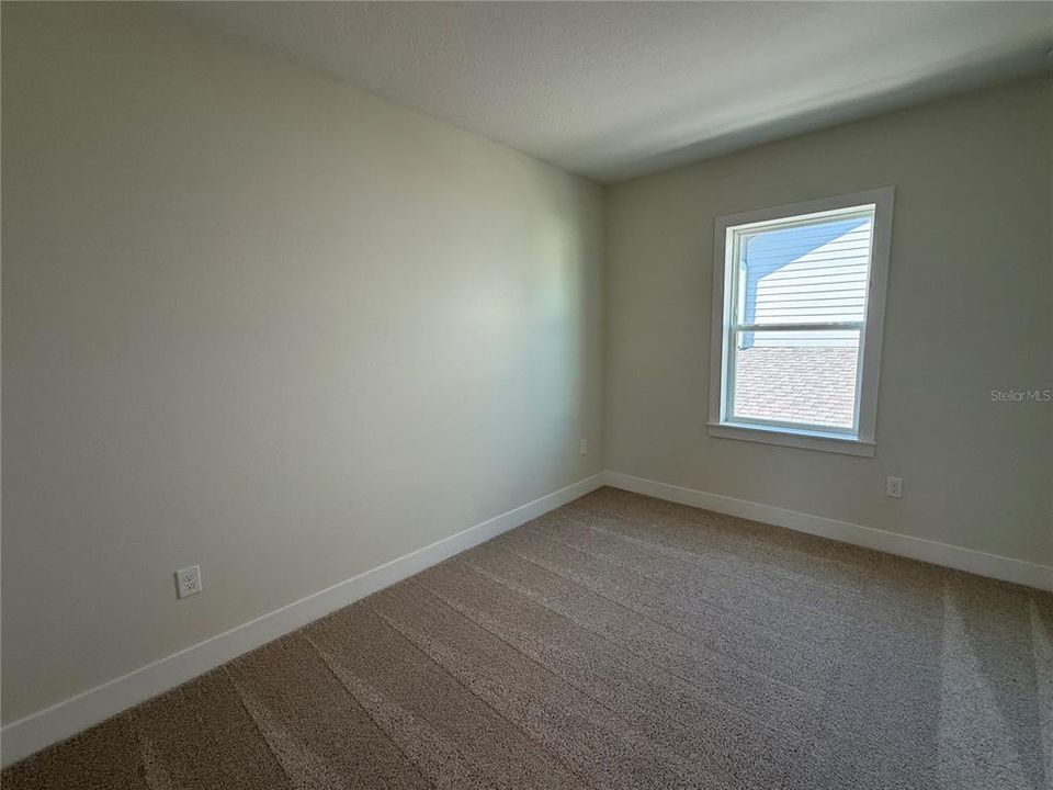 Под контрактом: $1,233,110 (4 спален, 3 ванн, 3098 Квадратных фут)