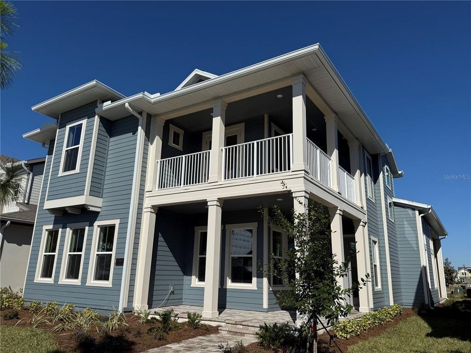 Под контрактом: $1,233,110 (4 спален, 3 ванн, 3098 Квадратных фут)