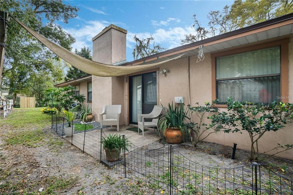 出租: $2,250 (3 贝兹, 2 浴室, 1633 平方英尺)