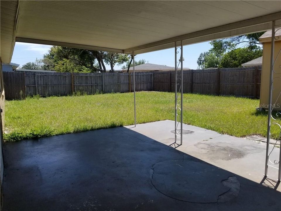 For Rent: $1,695 (3 beds, 2 baths, 1269 Square Feet)