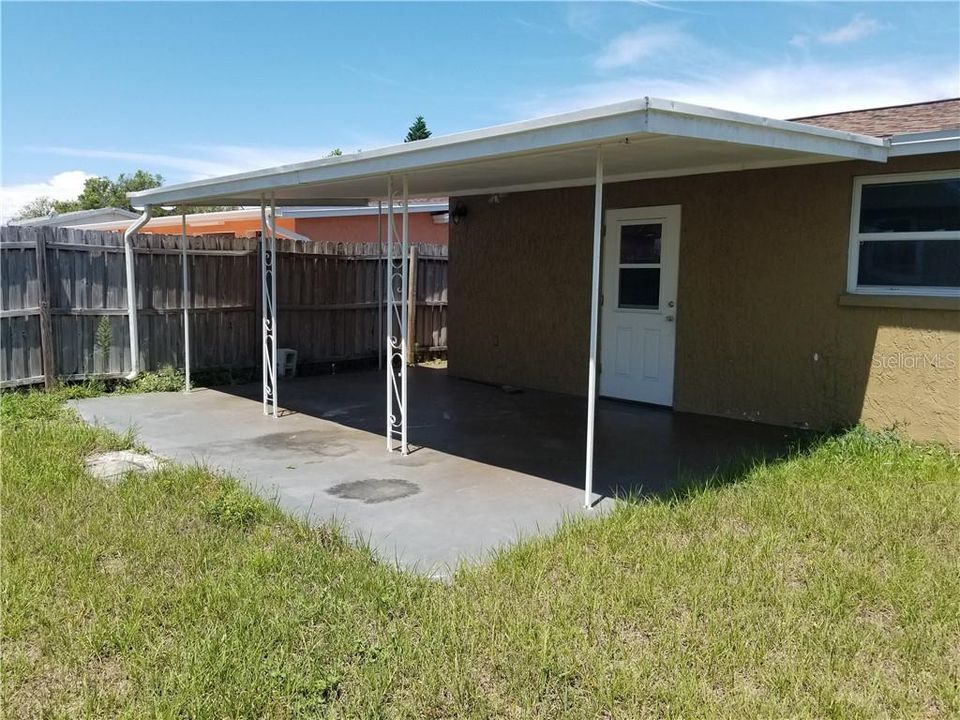 For Rent: $1,695 (3 beds, 2 baths, 1269 Square Feet)