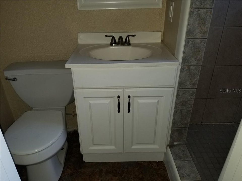 For Rent: $1,695 (3 beds, 2 baths, 1269 Square Feet)