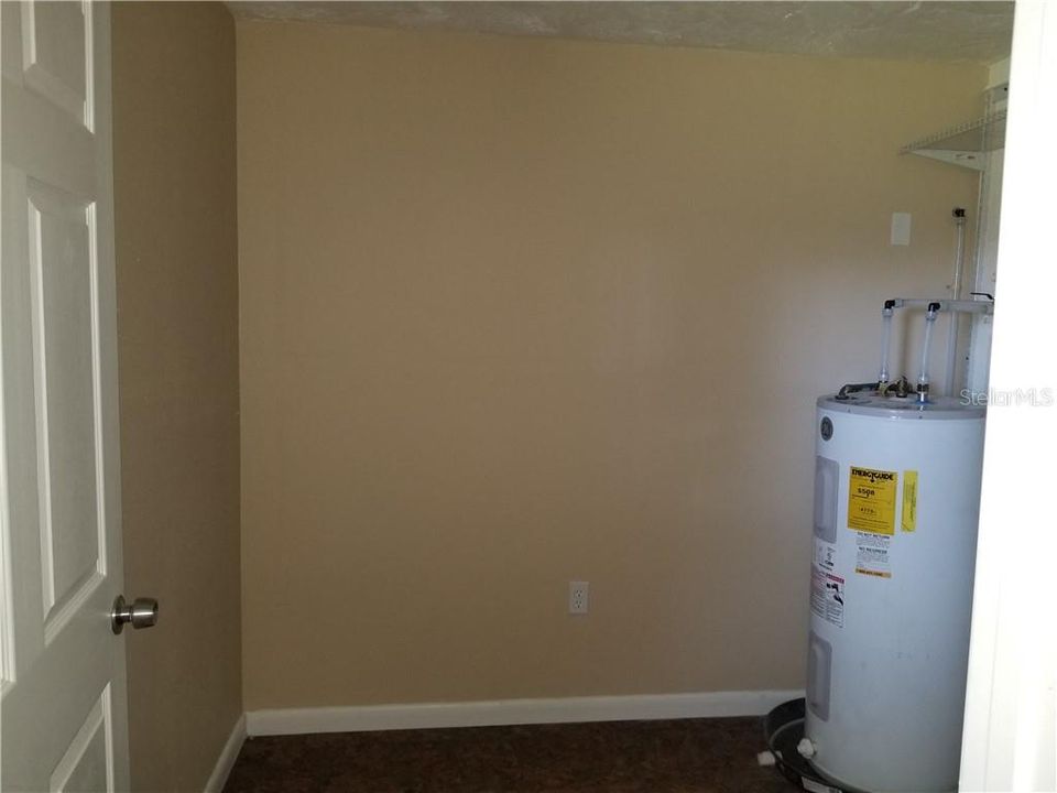 For Rent: $1,695 (3 beds, 2 baths, 1269 Square Feet)