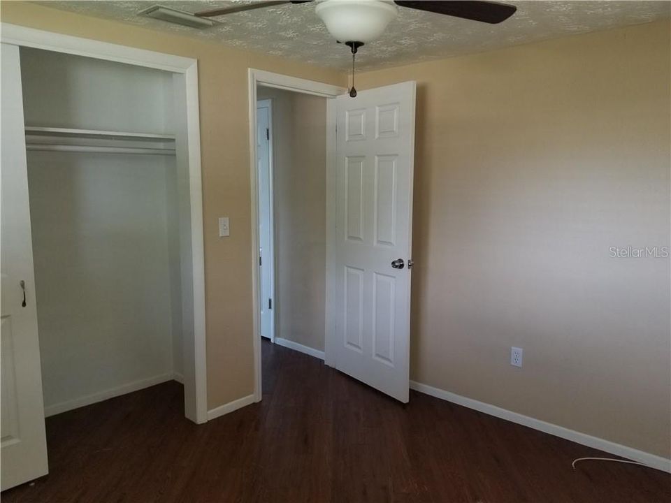 For Rent: $1,695 (3 beds, 2 baths, 1269 Square Feet)