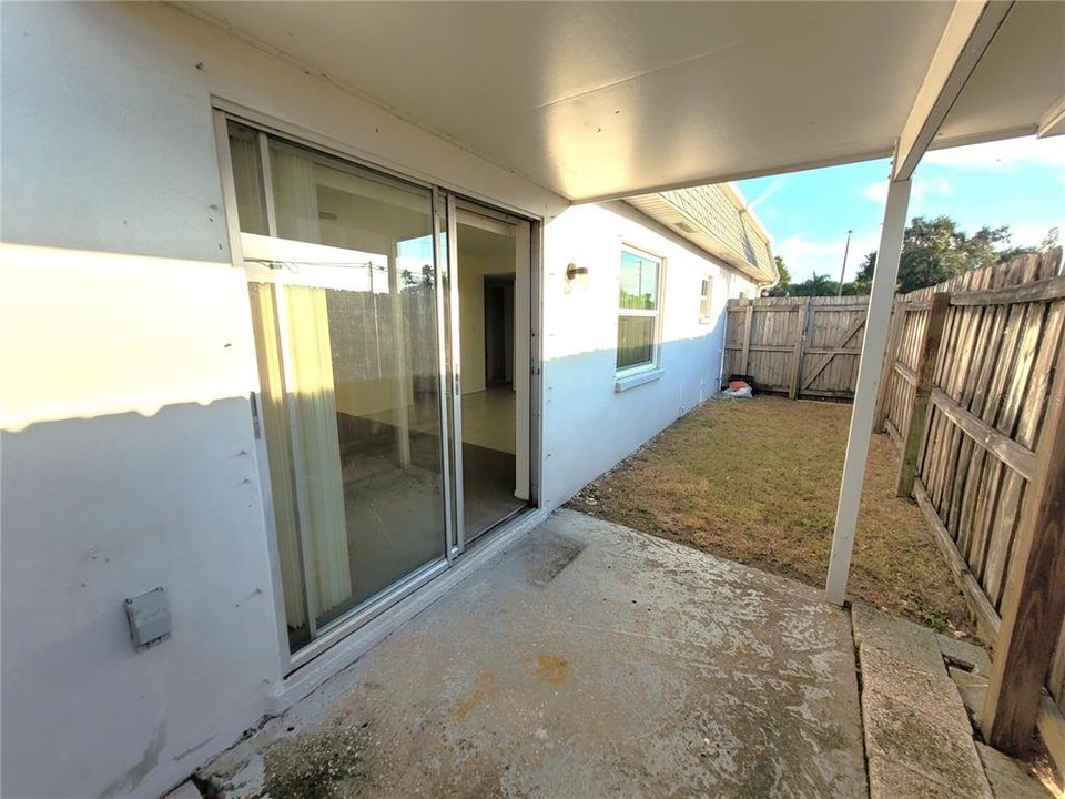 For Rent: $1,495 (2 beds, 1 baths, 1050 Square Feet)