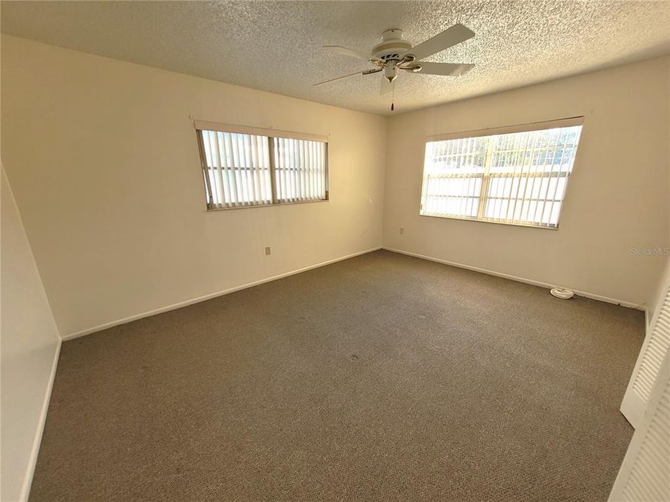 For Rent: $1,495 (2 beds, 1 baths, 1050 Square Feet)