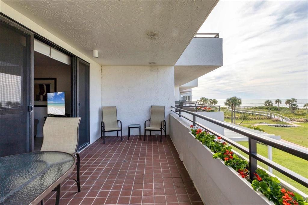 待售: $1,275,000 (3 贝兹, 3 浴室, 1897 平方英尺)