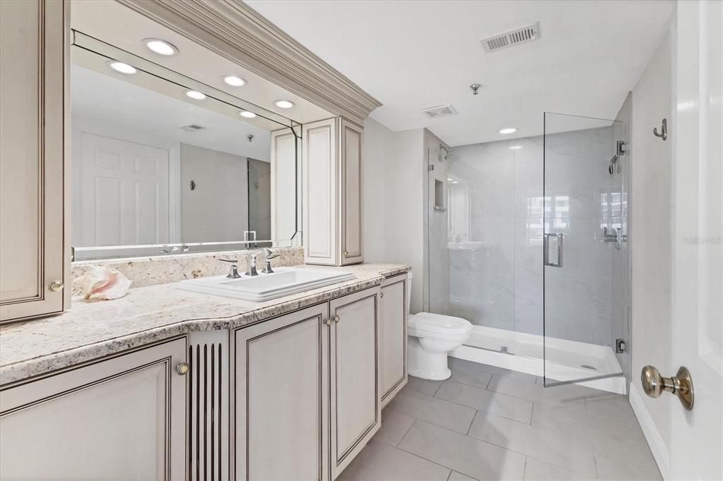 待售: $1,275,000 (3 贝兹, 3 浴室, 1897 平方英尺)