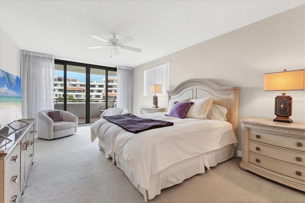 待售: $1,275,000 (3 贝兹, 3 浴室, 1897 平方英尺)