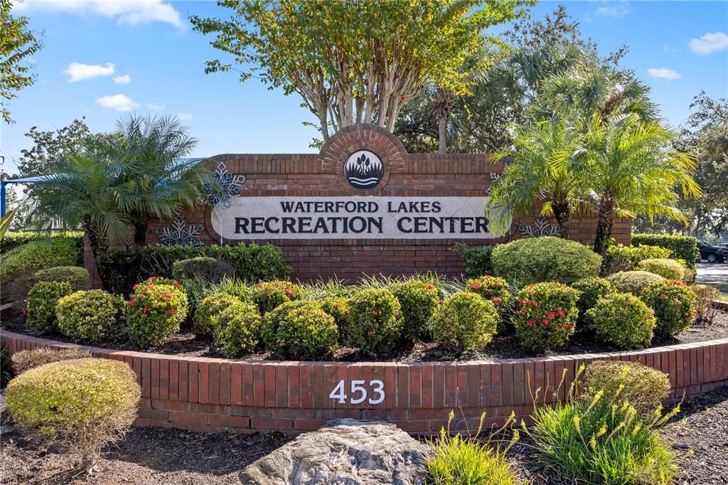 合同活跃: $450,000 (3 贝兹, 2 浴室, 2082 平方英尺)