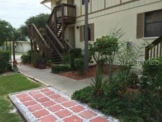 For Rent: $1,800 (2 beds, 2 baths, 1000 Square Feet)