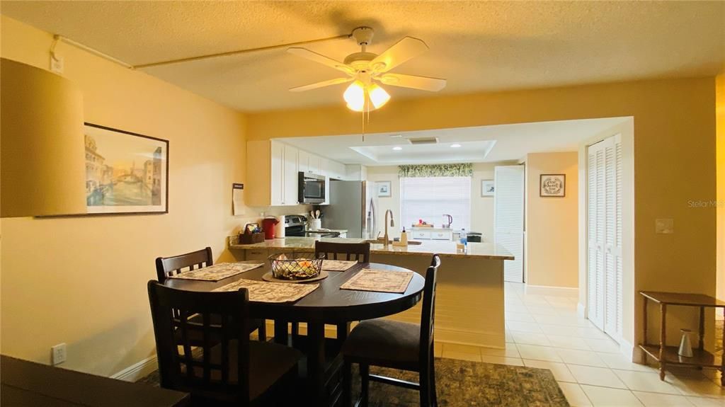 For Rent: $2,395 (2 beds, 2 baths, 1148 Square Feet)