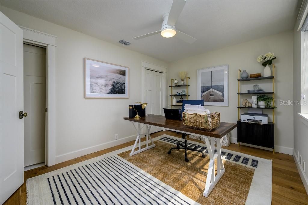 For Sale: $685,000 (3 beds, 3 baths, 2000 Square Feet)