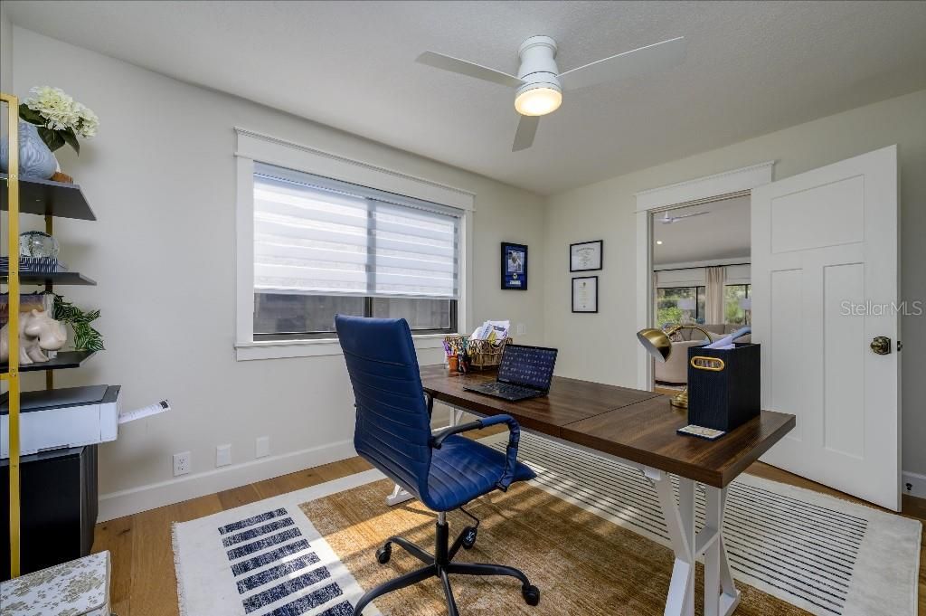 For Sale: $685,000 (3 beds, 3 baths, 2000 Square Feet)