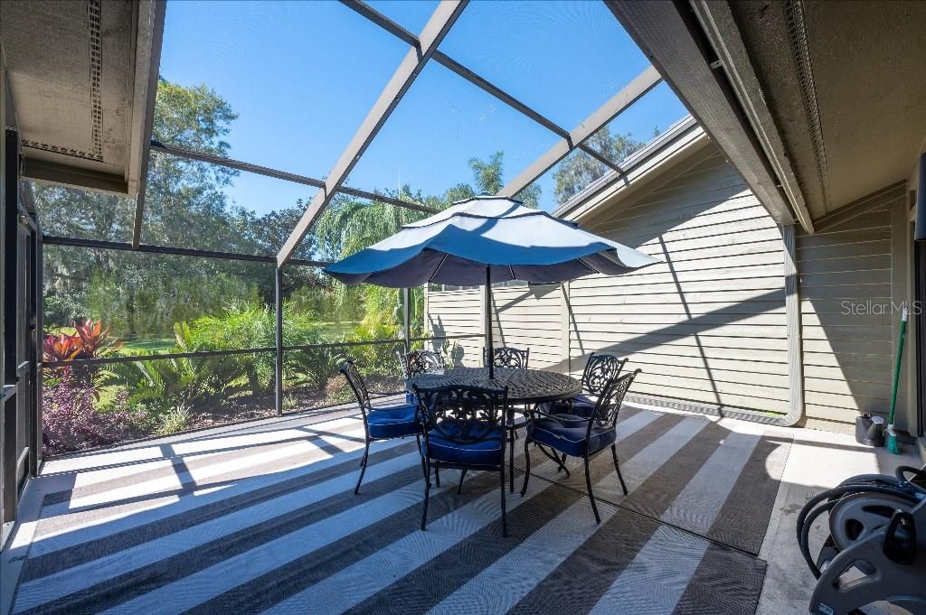 For Sale: $685,000 (3 beds, 3 baths, 2000 Square Feet)