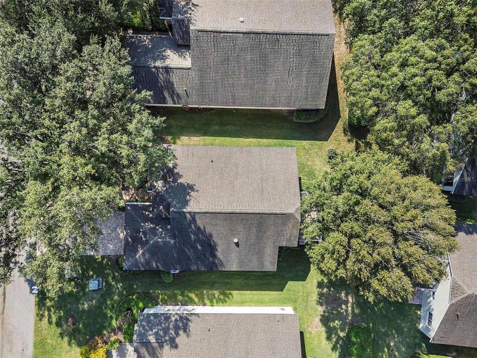 For Sale: $299,000 (2 beds, 2 baths, 1422 Square Feet)