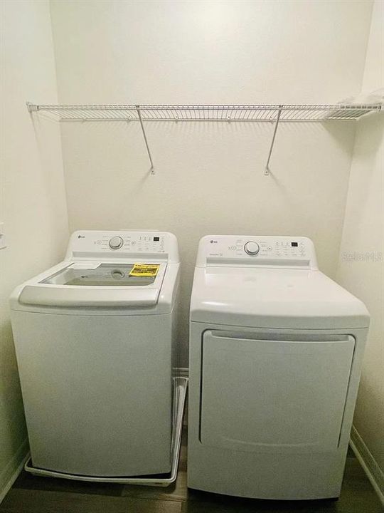 For Rent: $2,290 (3 beds, 2 baths, 1700 Square Feet)