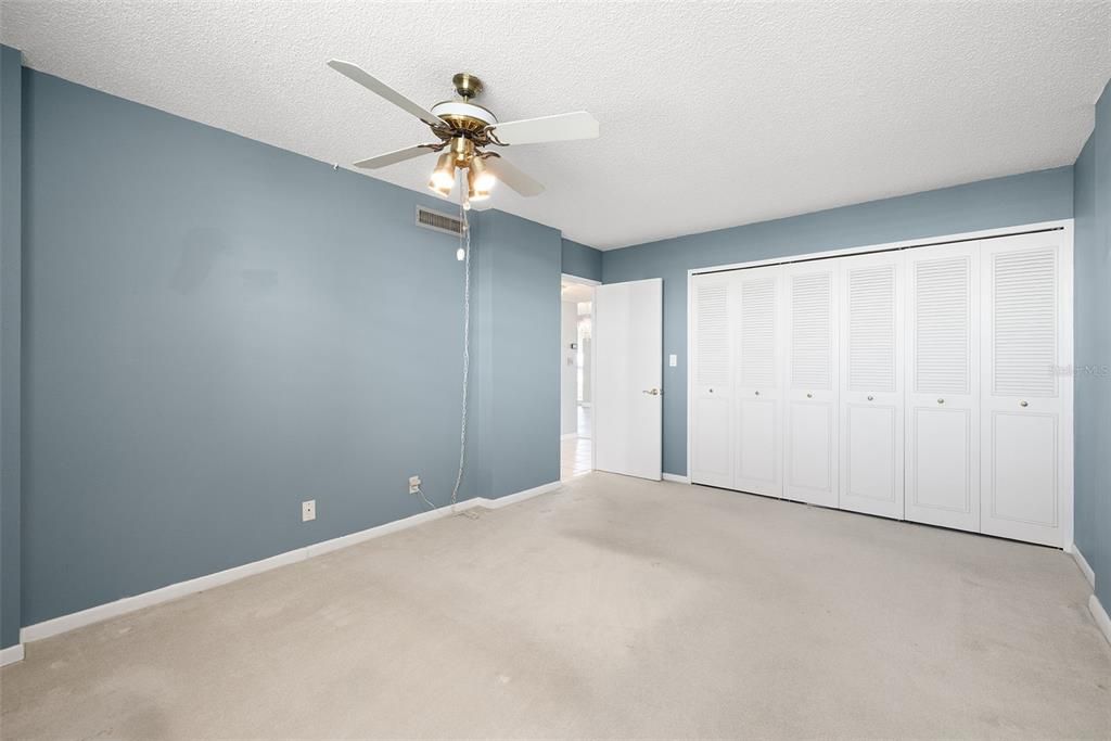 В аренду: $3,200 (2 спален, 2 ванн, 1310 Квадратных фут)