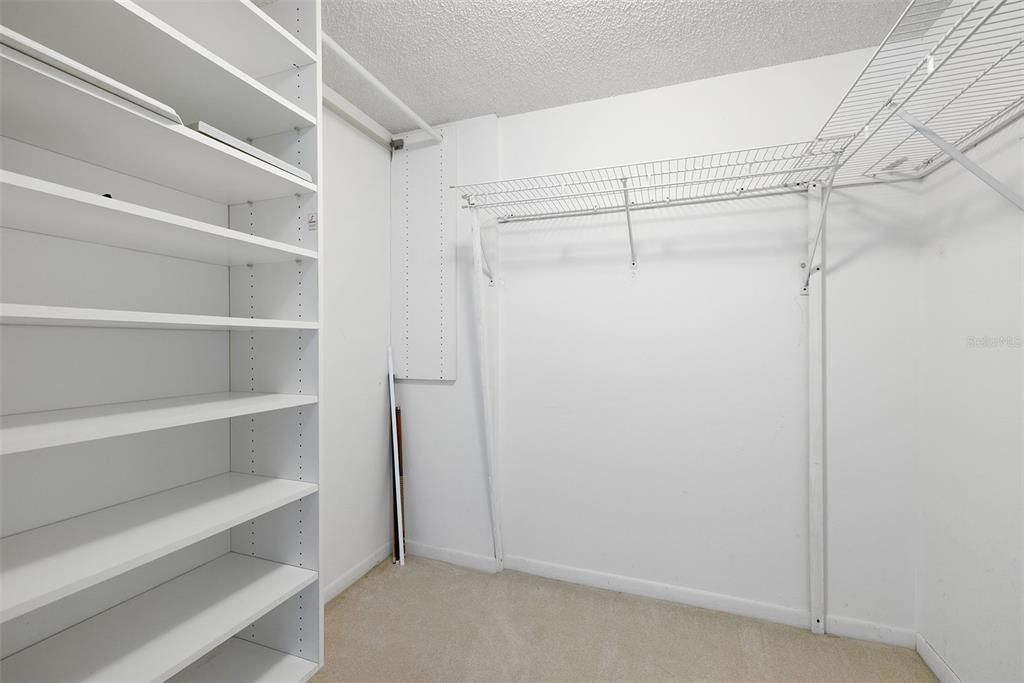 В аренду: $3,200 (2 спален, 2 ванн, 1310 Квадратных фут)