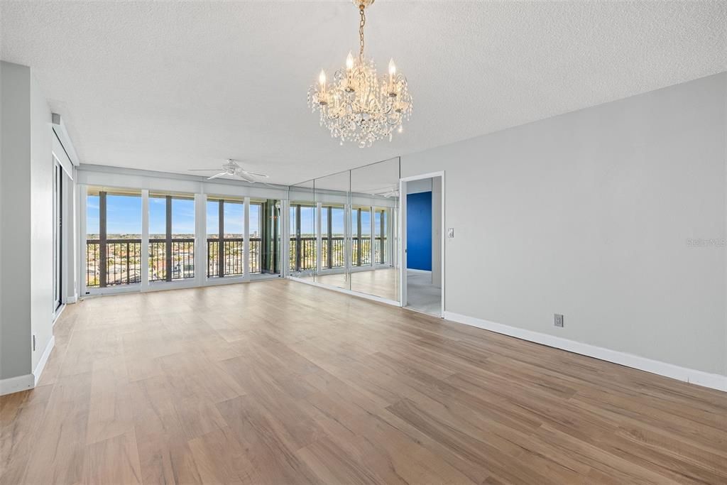 В аренду: $3,200 (2 спален, 2 ванн, 1310 Квадратных фут)