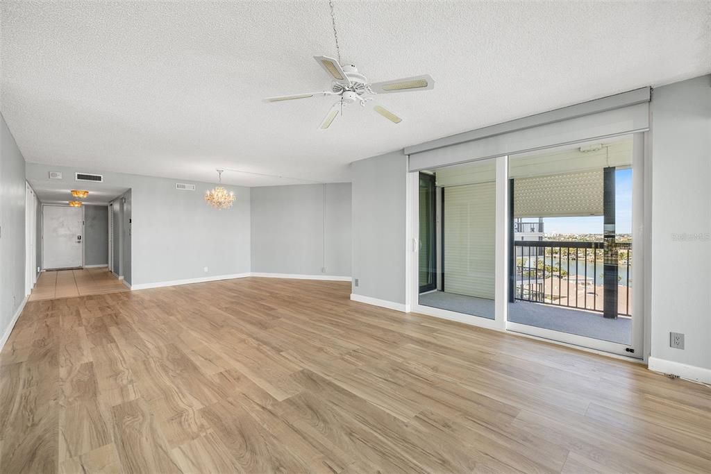 В аренду: $3,200 (2 спален, 2 ванн, 1310 Квадратных фут)