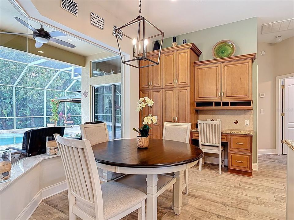 For Sale: $669,900 (3 beds, 2 baths, 2367 Square Feet)