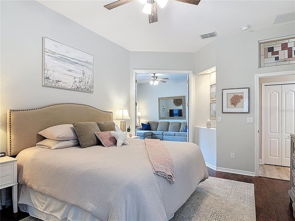 For Sale: $669,900 (3 beds, 2 baths, 2367 Square Feet)