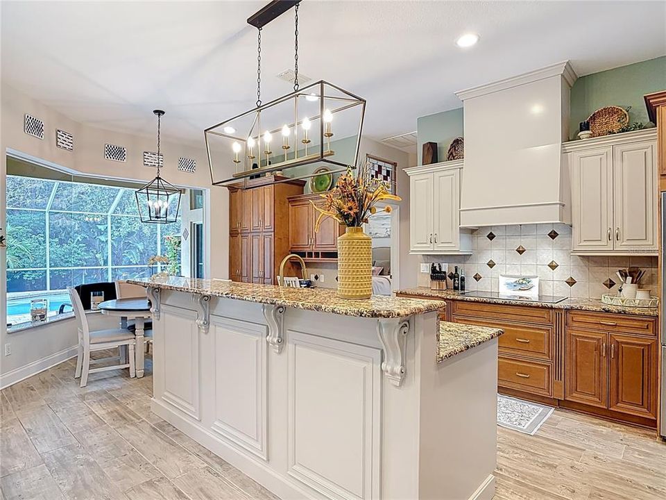 For Sale: $669,900 (3 beds, 2 baths, 2367 Square Feet)