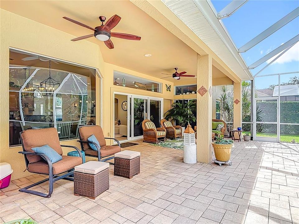 For Sale: $669,900 (3 beds, 2 baths, 2367 Square Feet)