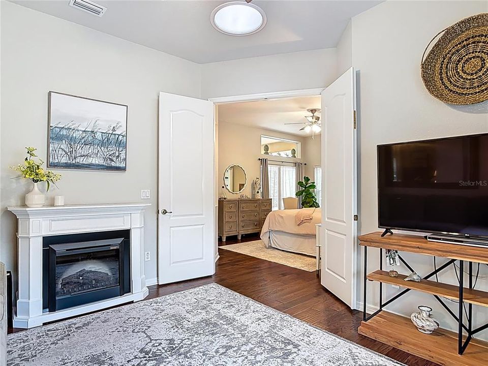 For Sale: $669,900 (3 beds, 2 baths, 2367 Square Feet)