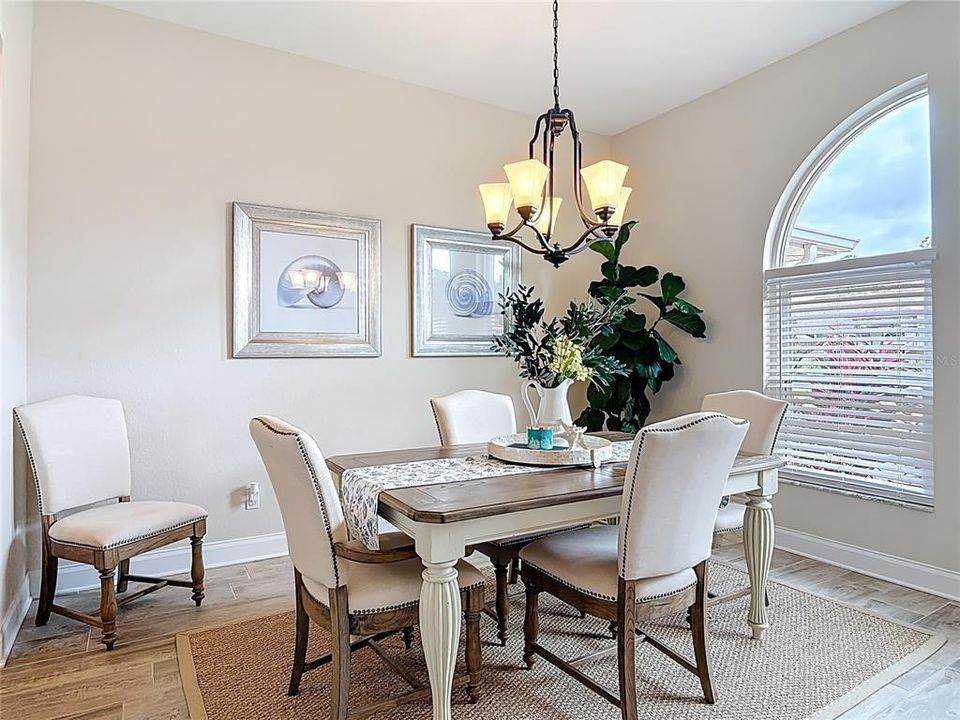 For Sale: $669,900 (3 beds, 2 baths, 2367 Square Feet)