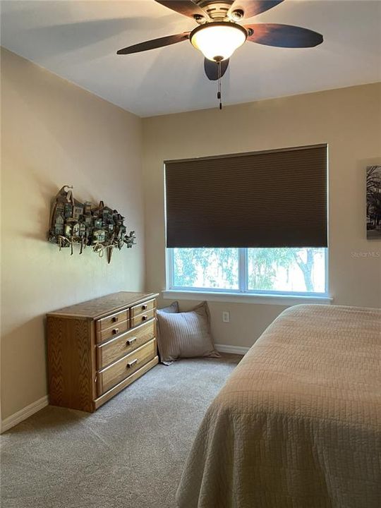 待售: $210,000 (2 贝兹, 2 浴室, 1465 平方英尺)