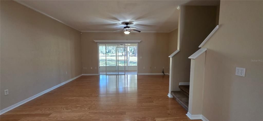 待售: $210,000 (2 贝兹, 2 浴室, 1465 平方英尺)