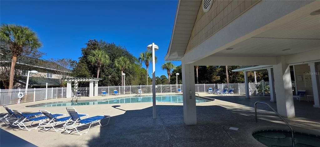 待售: $210,000 (2 贝兹, 2 浴室, 1465 平方英尺)