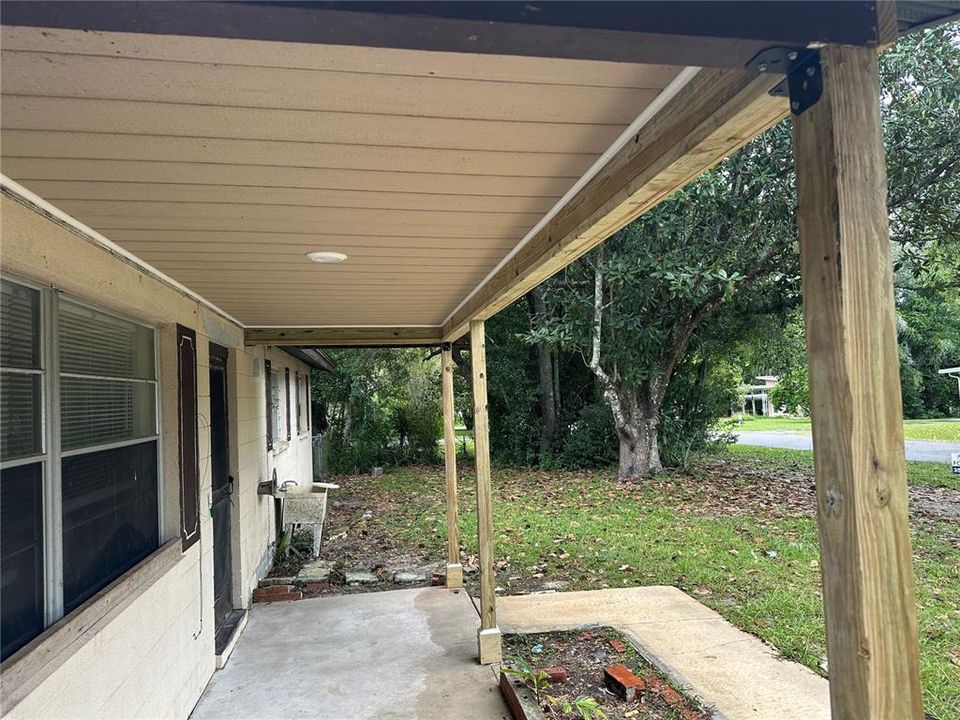 For Rent: $1,699 (4 beds, 2 baths, 1866 Square Feet)