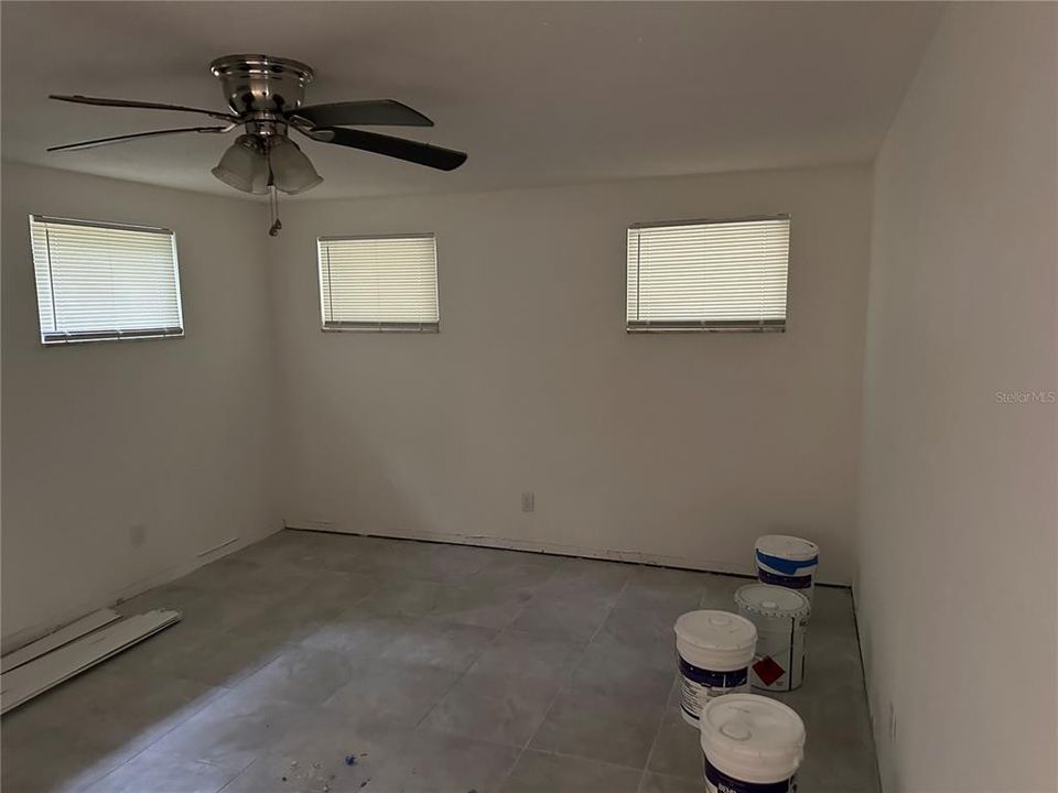 For Rent: $1,699 (4 beds, 2 baths, 1866 Square Feet)