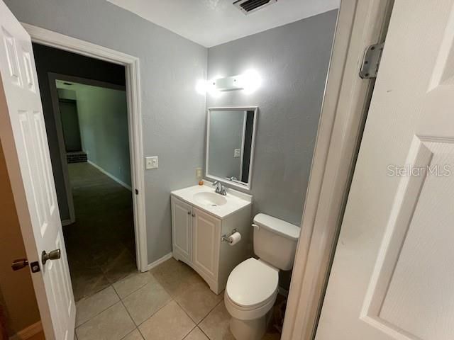 Active With Contract: $1,195 (3 beds, 2 baths, 1200 Square Feet)