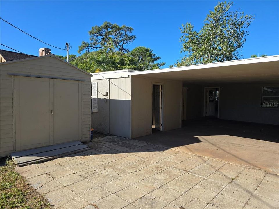 Под контрактом: $450,000 (4 спален, 2 ванн, 1525 Квадратных фут)