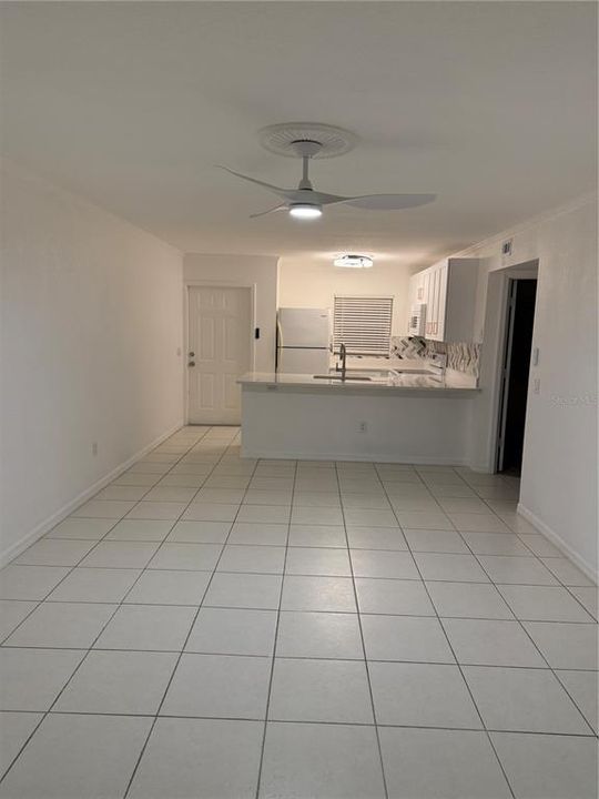 For Rent: $1,550 (2 beds, 2 baths, 860 Square Feet)