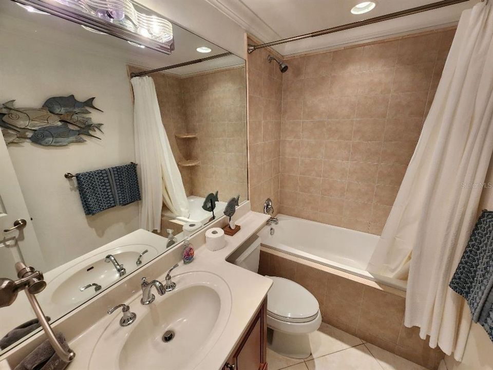 В аренду: $2,800 (2 спален, 2 ванн, 1000 Квадратных фут)