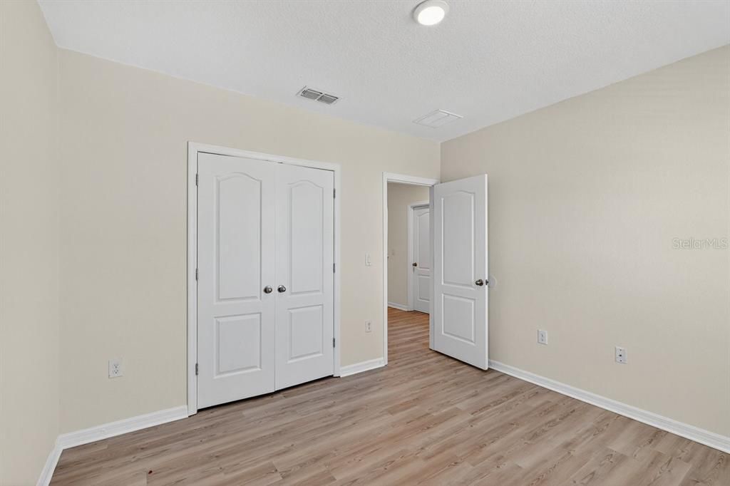 For Sale: $235,000 (3 beds, 2 baths, 1872 Square Feet)