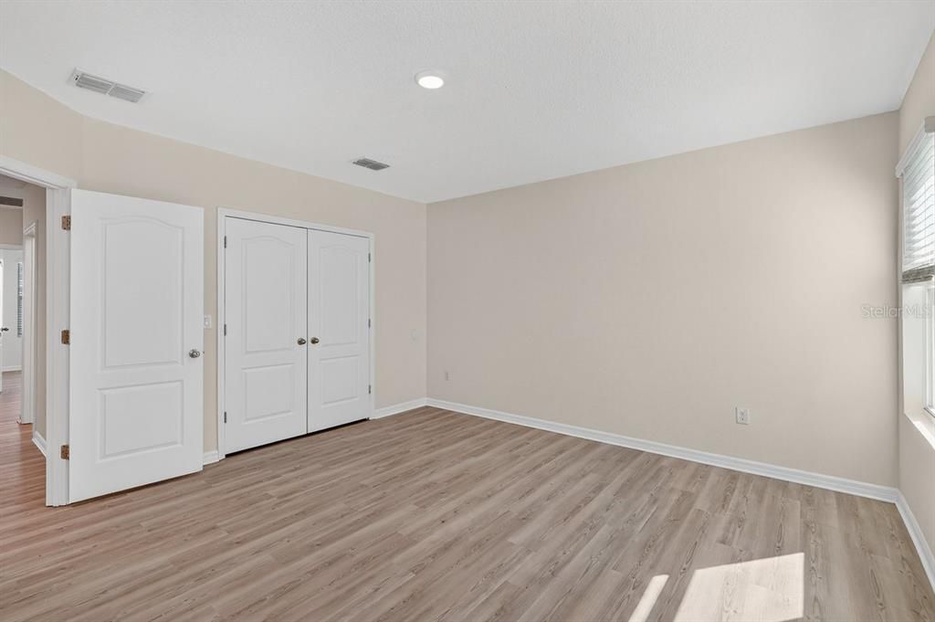 For Sale: $235,000 (3 beds, 2 baths, 1872 Square Feet)