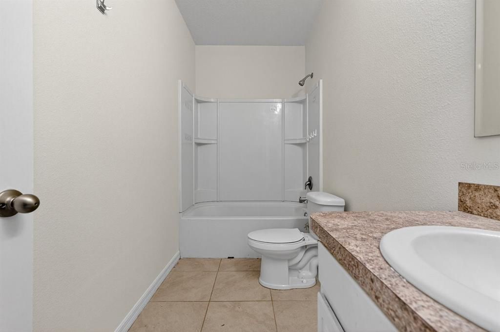 For Sale: $235,000 (3 beds, 2 baths, 1872 Square Feet)