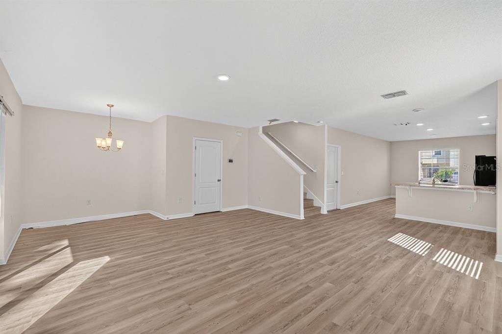 For Sale: $235,000 (3 beds, 2 baths, 1872 Square Feet)