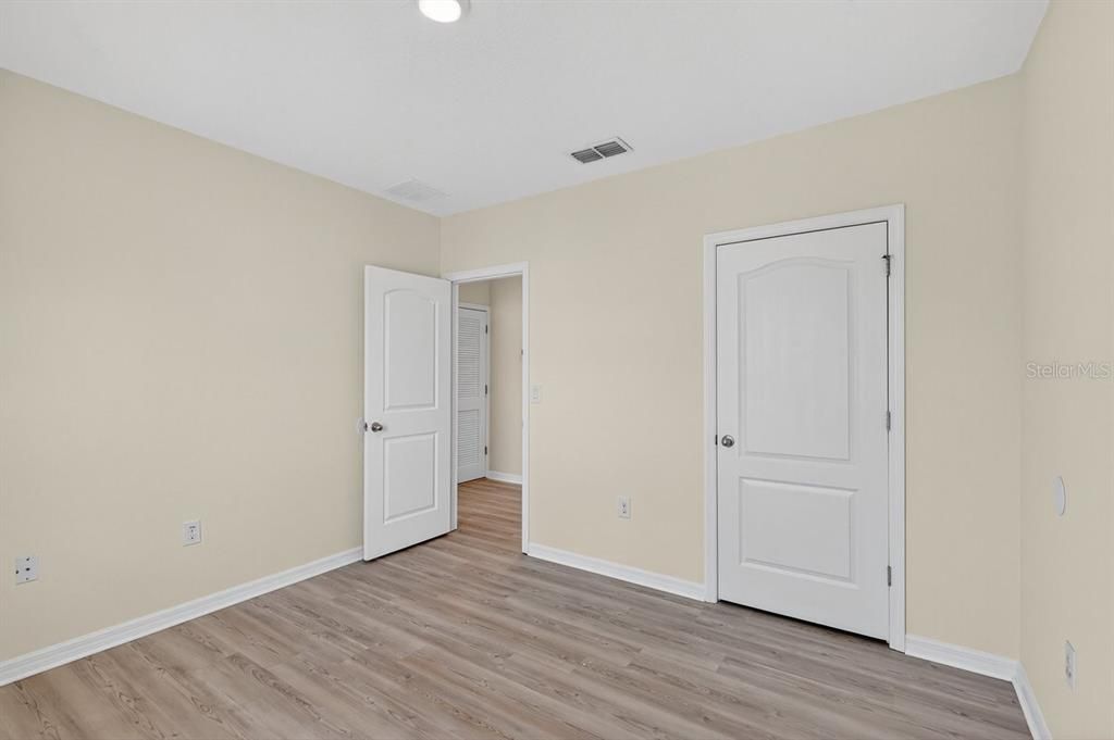 For Sale: $235,000 (3 beds, 2 baths, 1872 Square Feet)